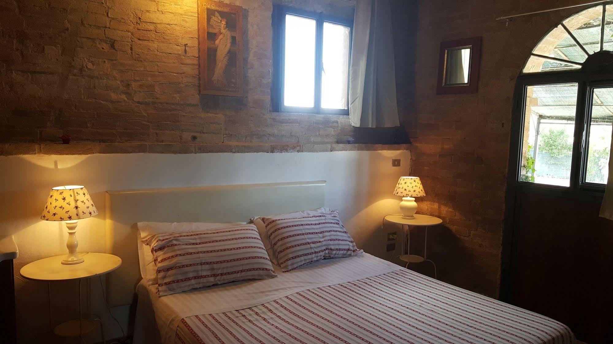 Casa Vacanze Fornace บูอนคอนเวนโต ภายนอก รูปภาพ